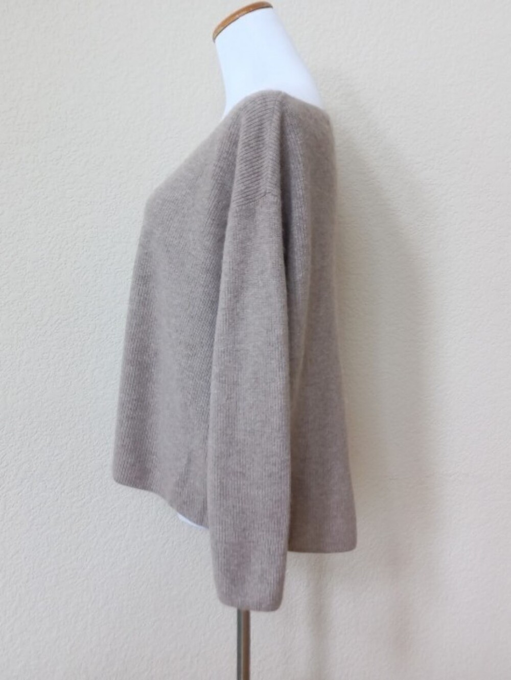 ๐ค Monrow taupe wool and cashmere wide-neck sweater - Picture 3 of 9